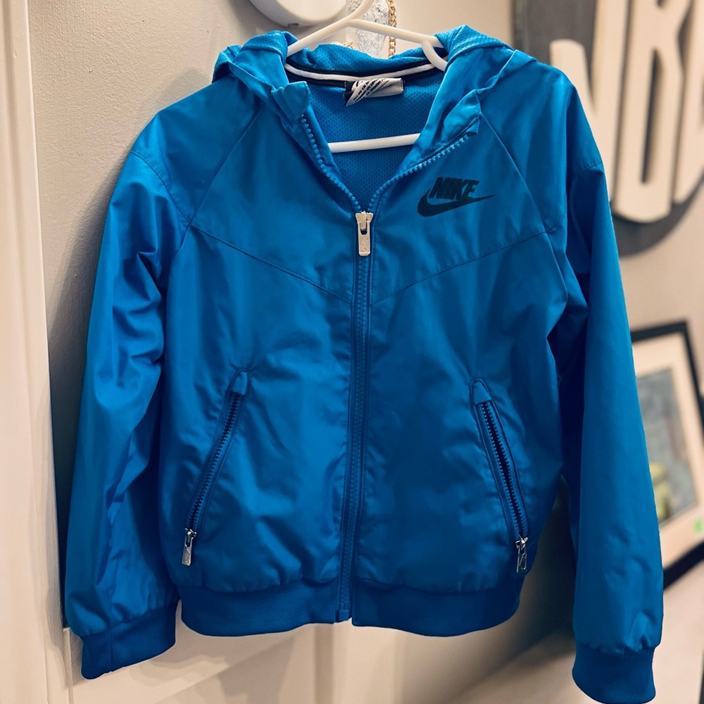 Nike rain jacket hoodie